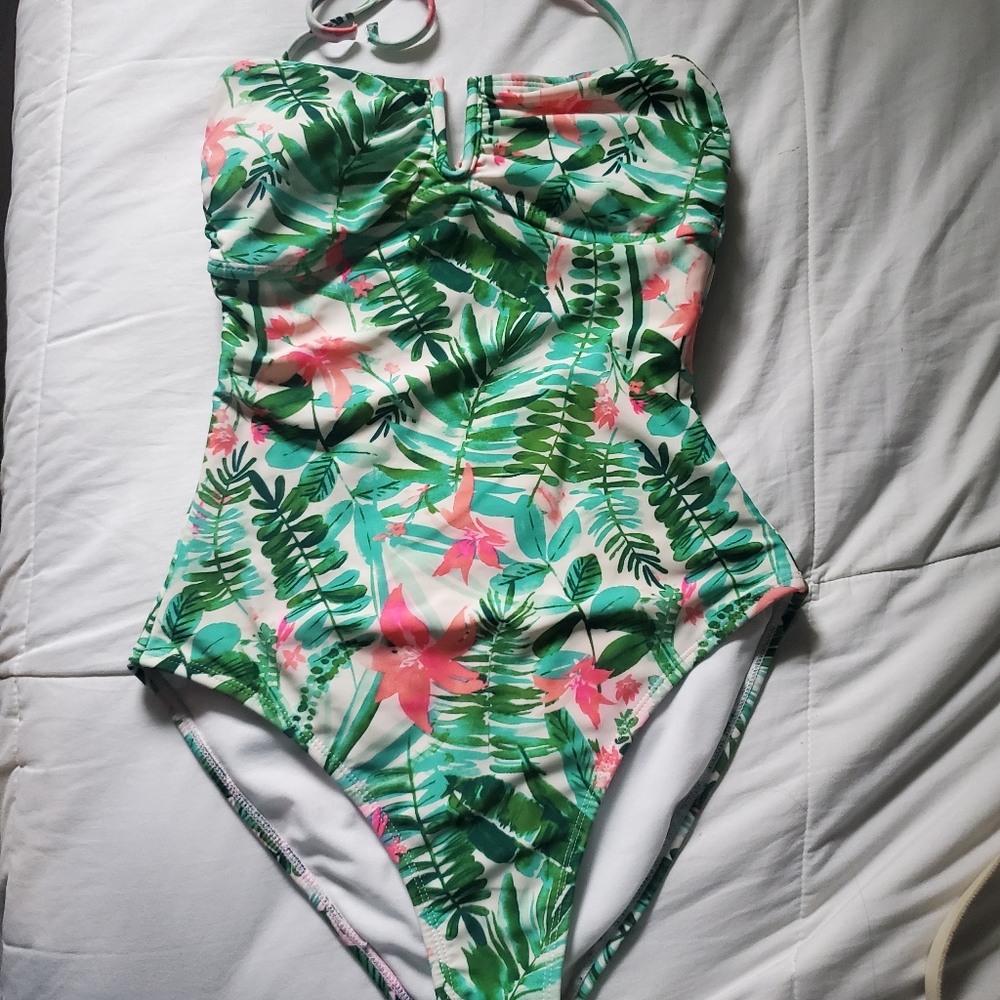 One peice swinsuit